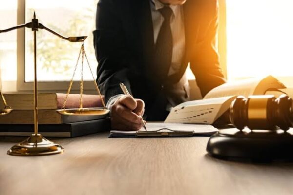 The 5 best debt collection services in Bottrop – Collecting outstanding debts using legal means